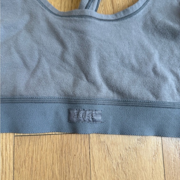 Skims Bra - Picture 2 of 4